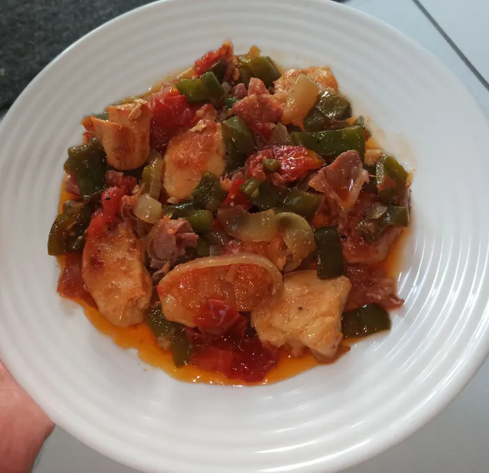 Pollo al chilindron