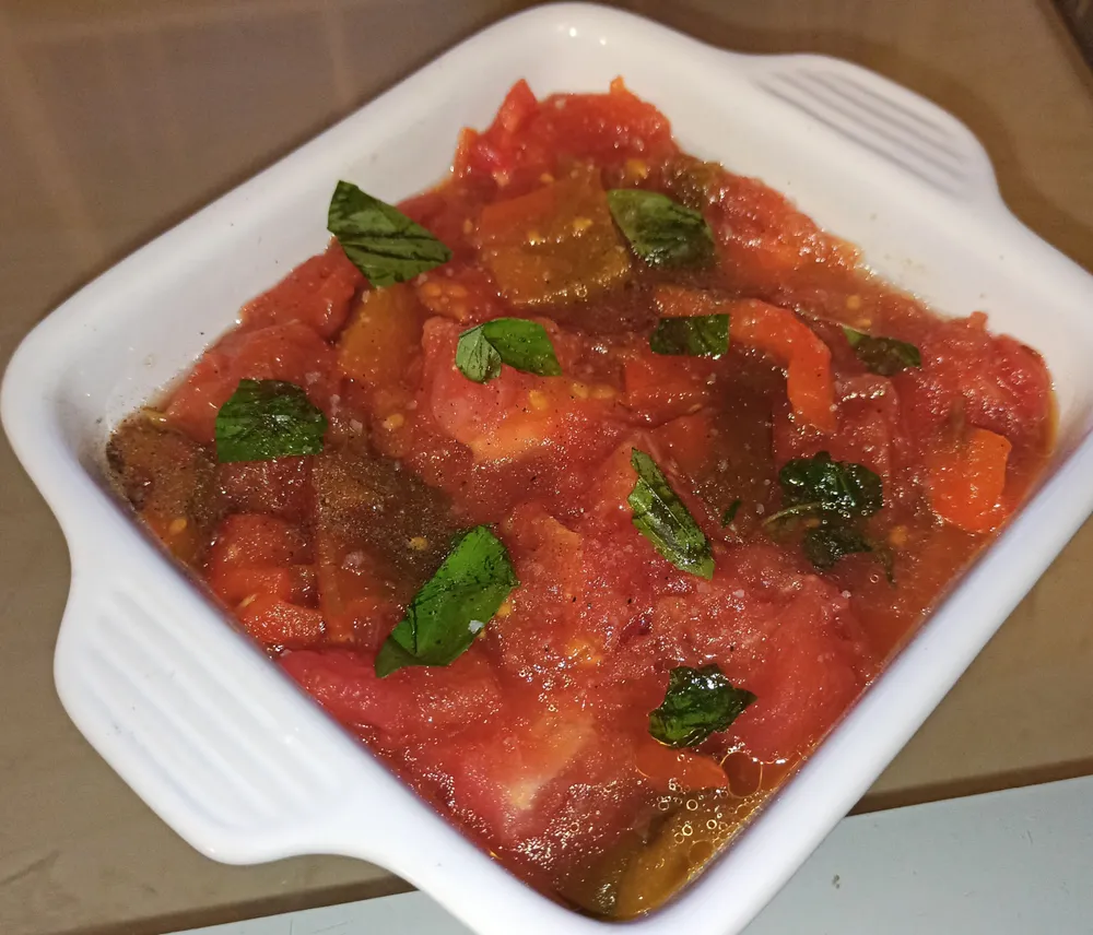 Salade tomates/poivrons grillés